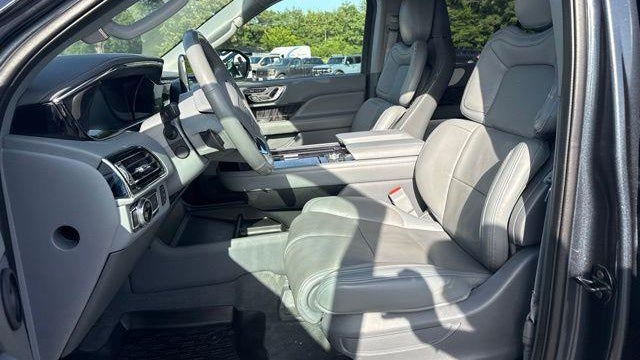 2021 Lincoln Navigator L Reserve