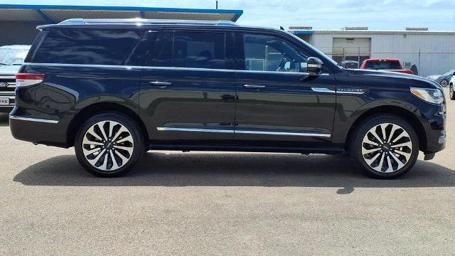 2022 Lincoln Navigator L Reserve