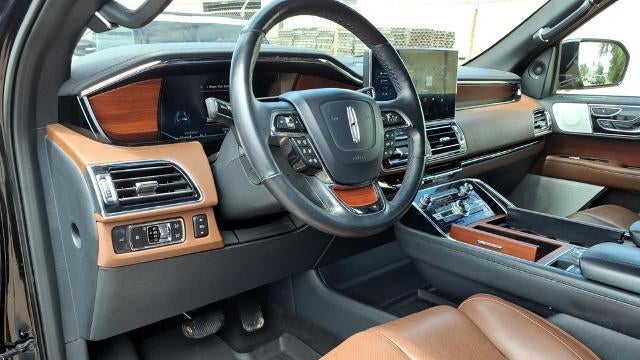 2022 Lincoln Navigator L Reserve