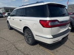 2019 Navigator L Thumbnail 25