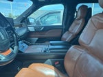 2019 Navigator L Thumbnail 31