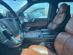2019 Navigator L Thumbnail 32