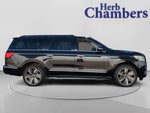 2019 Navigator L Thumbnail 11