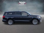 2021 Navigator L Thumbnail 4