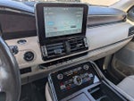 2021 Navigator L Thumbnail 12