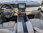 2021 Navigator L Thumbnail 17