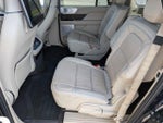 2021 Navigator L Thumbnail 19