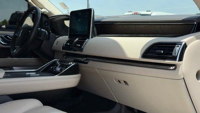 2021 Lincoln Navigator L Reserve