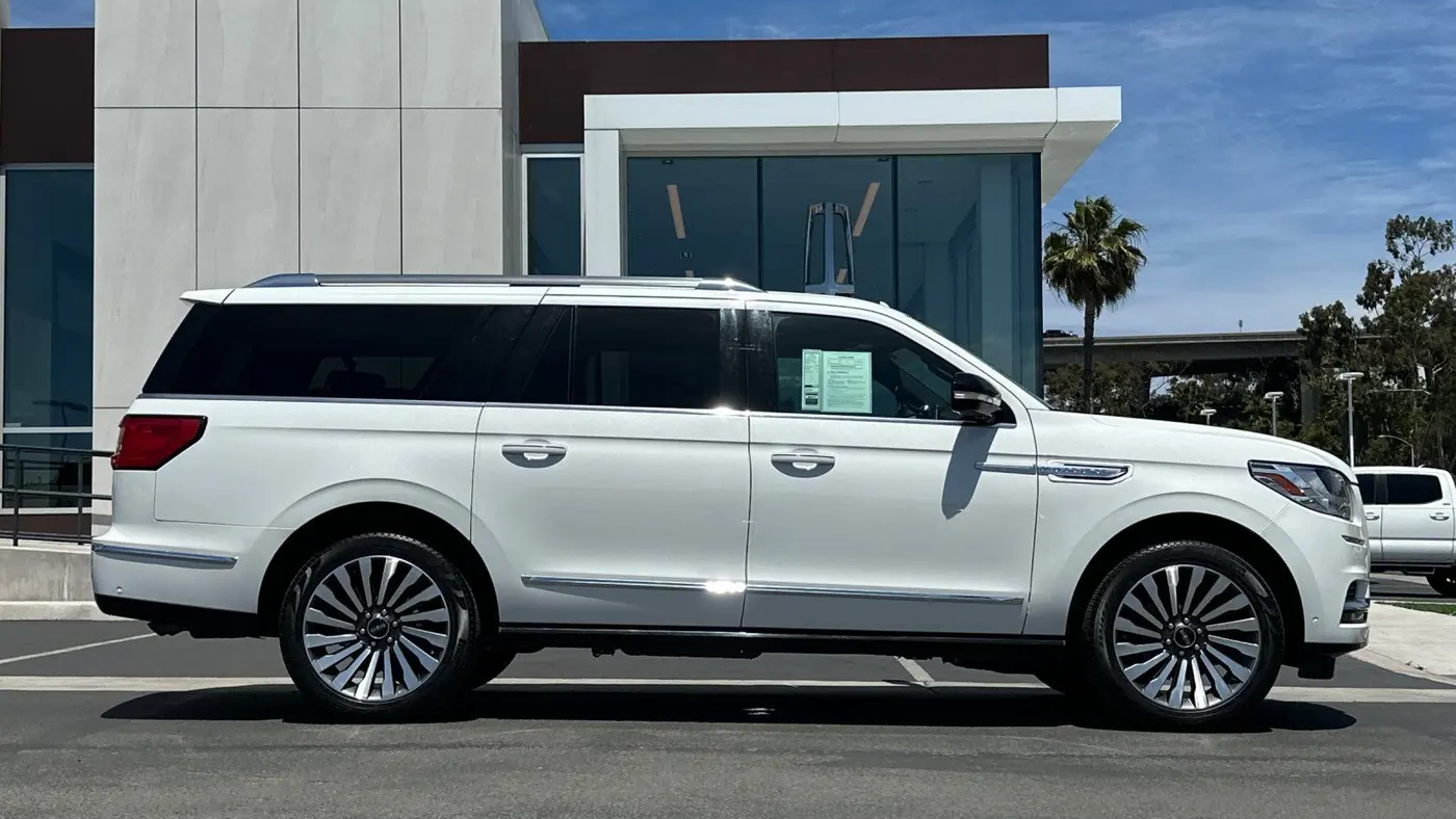 2021 Lincoln Navigator L Reserve