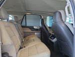 2022 Navigator L Thumbnail 16
