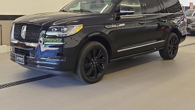 2022 Lincoln Navigator L Reserve
