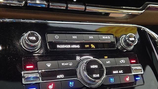 2022 Lincoln Navigator L Reserve