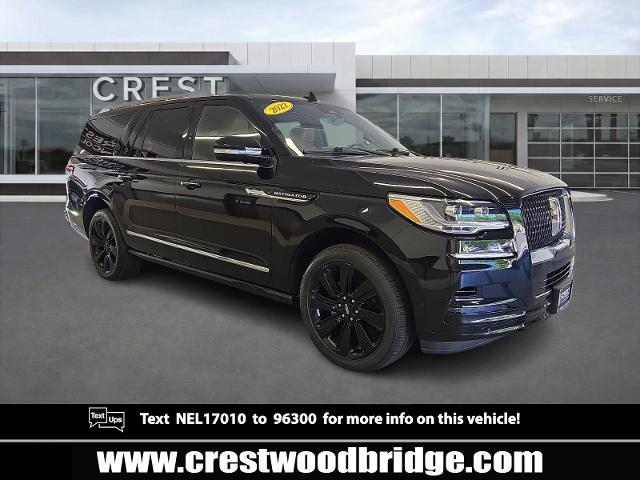 2022 Lincoln Navigator - $61,999