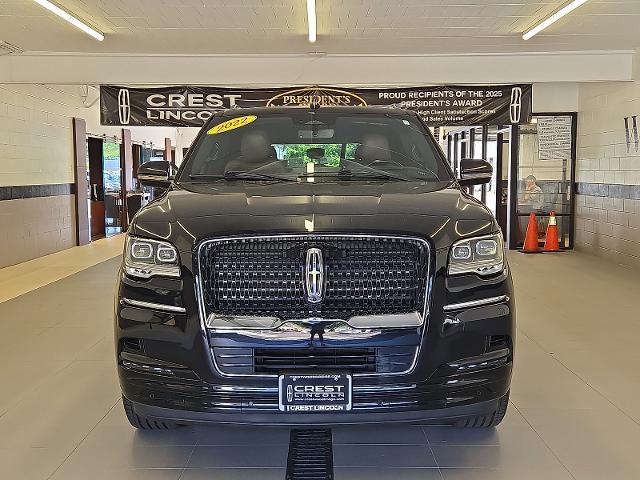 2022 Lincoln Navigator - $61,999