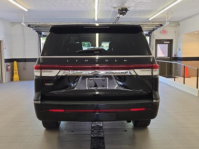 2022 Lincoln Navigator - $61,999