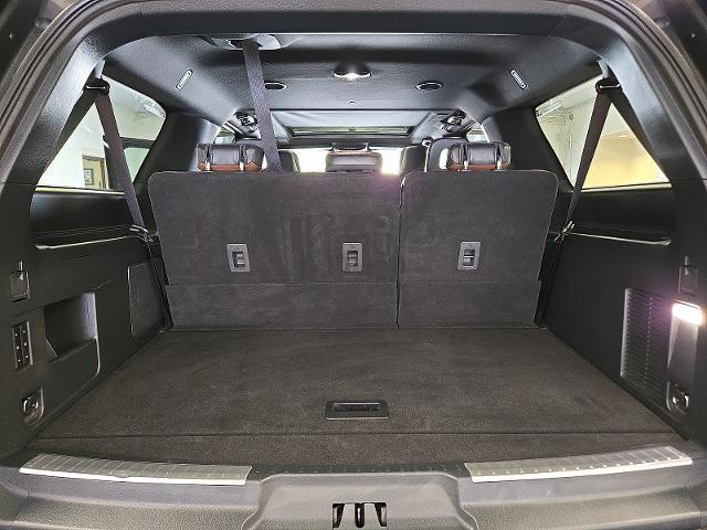 2022 Lincoln Navigator - $61,999