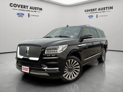 Photo of a 2018 Lincoln Navigator L 4X4 Reserve 4DR SUV for sale