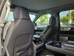 2018 Navigator L Thumbnail 12