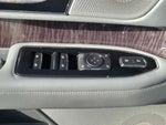 2018 Navigator L Thumbnail 19