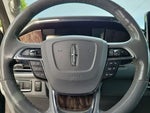 2018 Navigator L Thumbnail 22