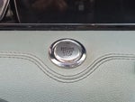 2018 Navigator L Thumbnail 25