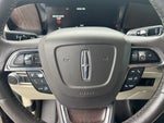2018 Navigator L Thumbnail 15