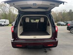 2018 Navigator L Thumbnail 33