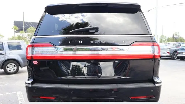 2020 Lincoln Navigator L Reserve