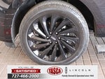 2020 Navigator L Thumbnail 10