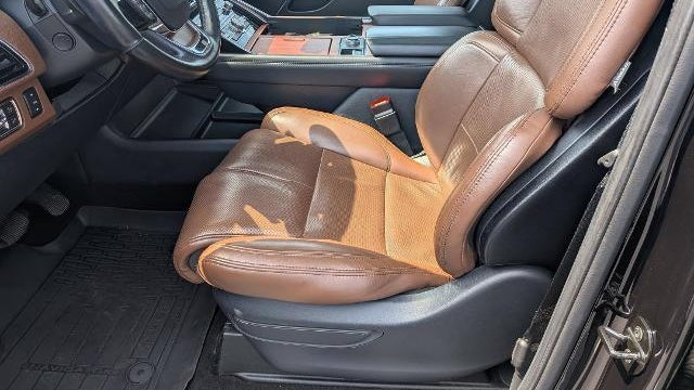 2022 Lincoln Navigator L Reserve
