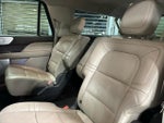 2022 Navigator L Thumbnail 27