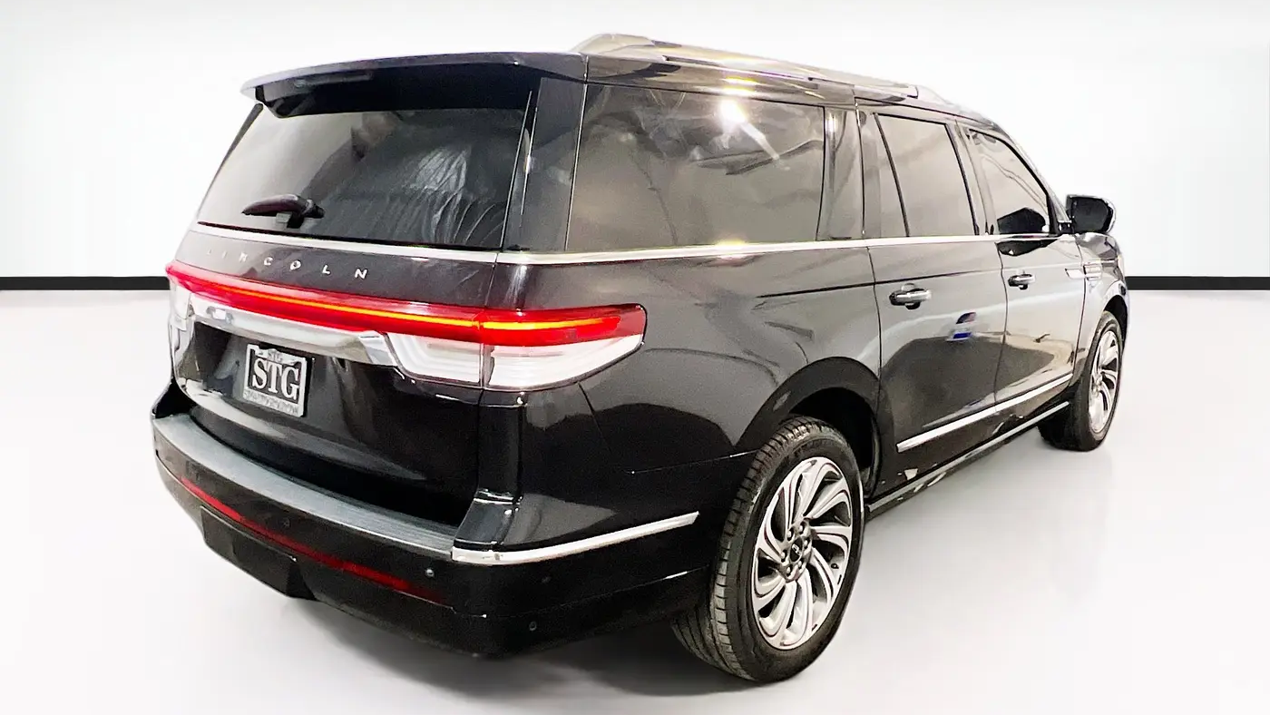 2022 Lincoln Navigator L Reserve