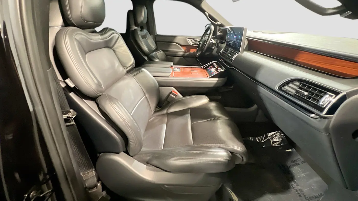 2022 Lincoln Navigator L Reserve