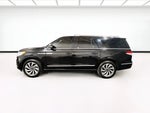 2022 Navigator L Thumbnail 23