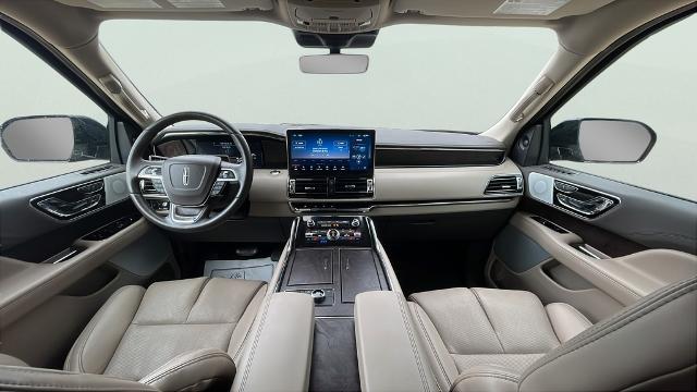 2022 Lincoln Navigator L Reserve
