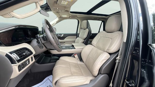 2022 Lincoln Navigator L Reserve
