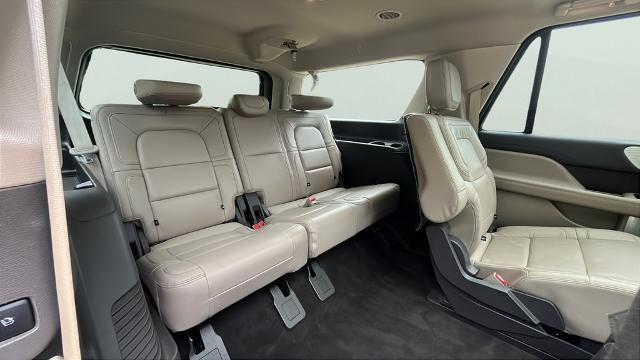 2022 Lincoln Navigator L Reserve