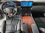 2022 Navigator L Thumbnail 14