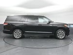 2022 Navigator L Thumbnail 6
