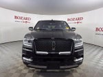 2018 Navigator L Thumbnail 2