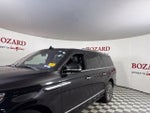 2018 Navigator L Thumbnail 7