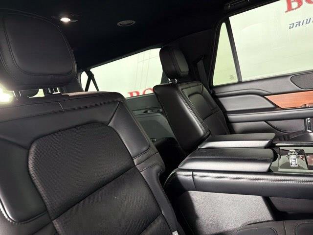2018 Lincoln Navigator - $24,000