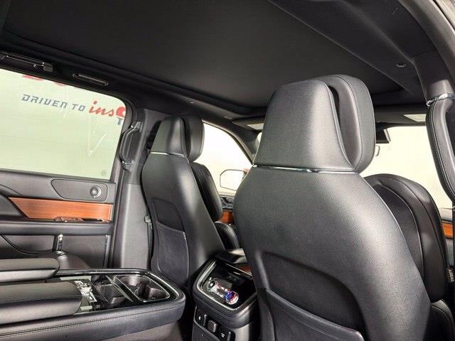 2018 Lincoln Navigator - $24,000