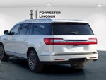 2019 Navigator L Thumbnail 3