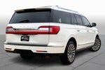 2020 Navigator L Thumbnail 12