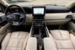 2020 Navigator L Thumbnail 15
