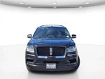 2021 Navigator L Thumbnail 4
