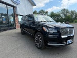 2022 Navigator L Thumbnail 3