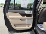 2022 Navigator L Thumbnail 21