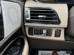2022 Navigator L Thumbnail 35